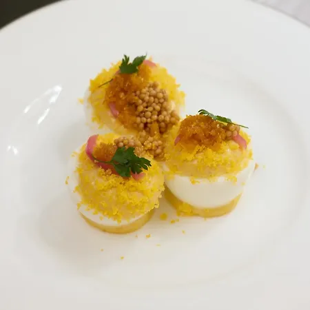 Noucha 4* Παρίσι