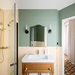 Noucha Hotel 4*