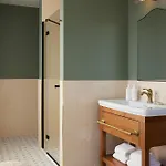 Hotel Noucha Paris