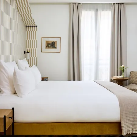 Noucha Hotel