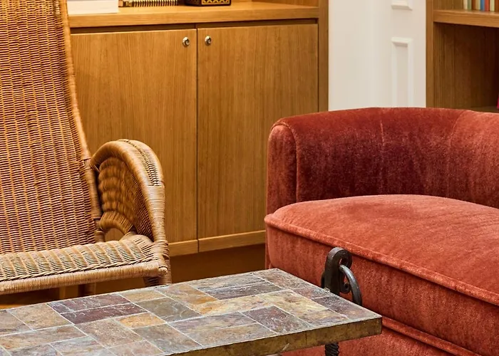 Noucha Hotel
