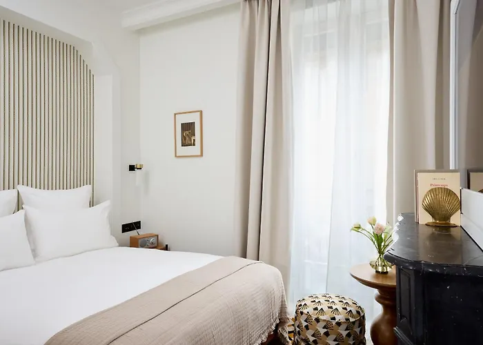 Noucha Paris